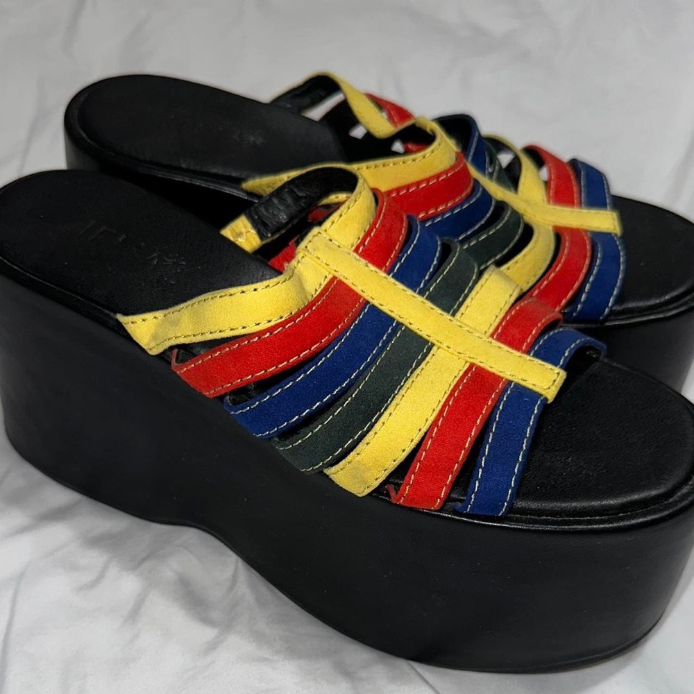 Delia’s Platform Sandals